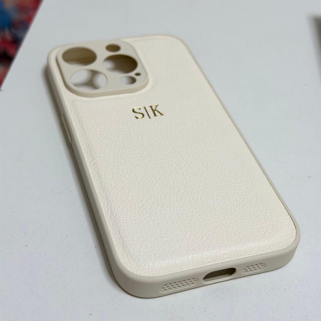 【傷なし美品】Apple iPhone15Pro 256GB ブラックチタニウム