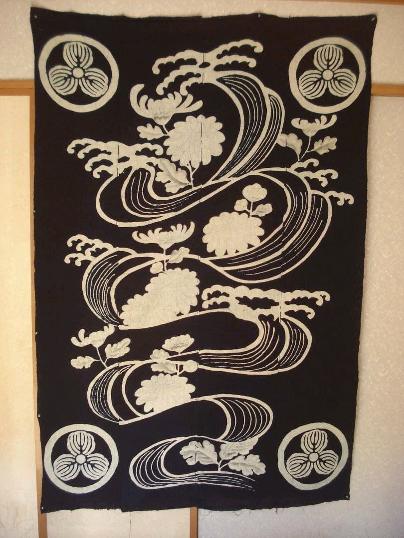 布団　解き　筒描き　木綿地　手織り　藍染　家紋　吉兆模様　菊水