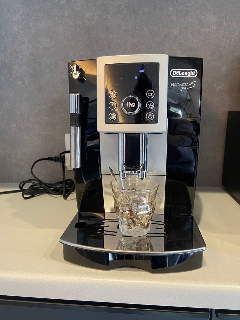 ※ジャンク品※De'Longhi Magnifica S plus