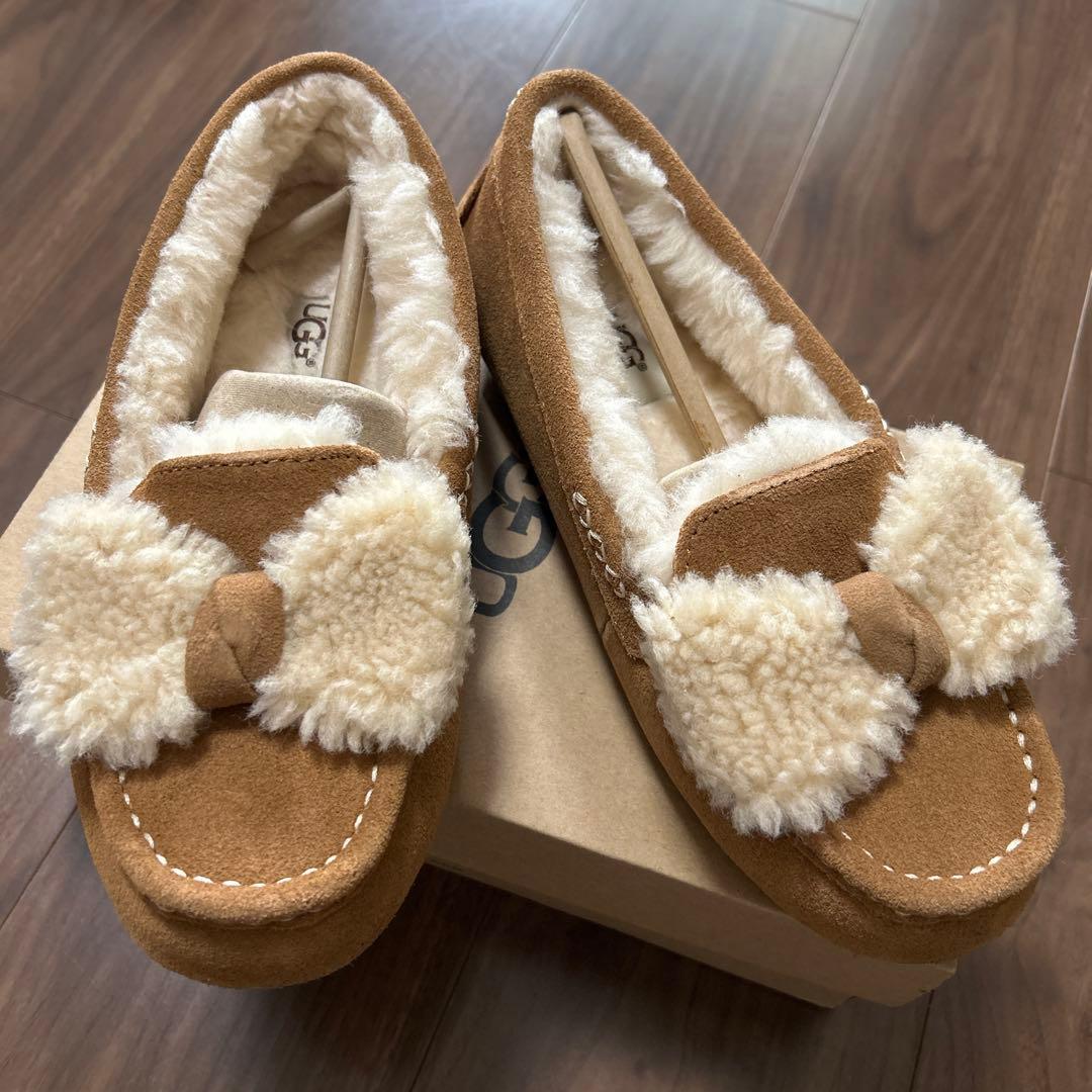 あーちゃん！UGG アグ　モカシン