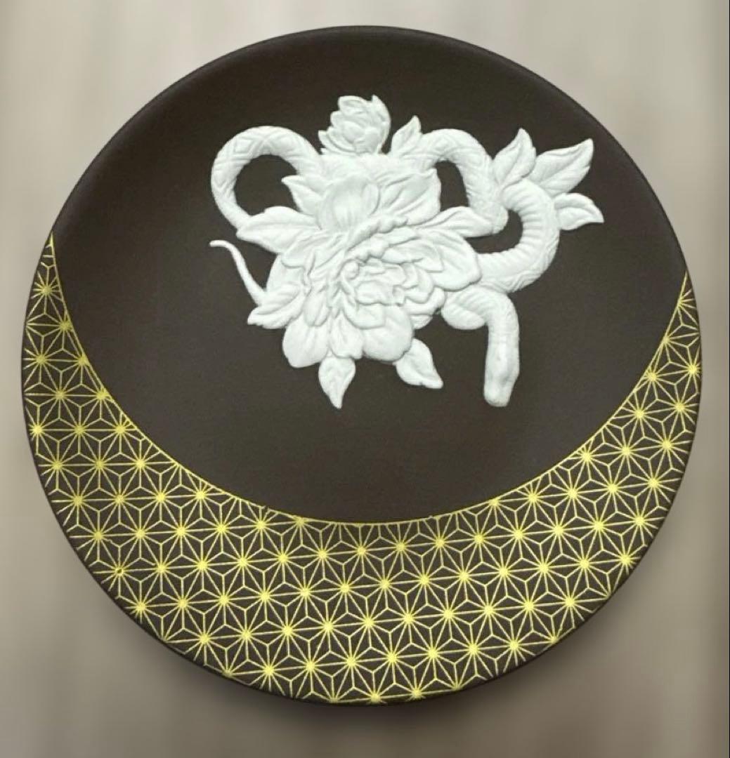 ウェッジウッド　ジャスパー　エトトレイ2025　ヘビ