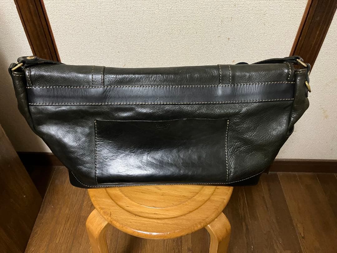 ヘルツ　メッセンジャーバッグ　ショルダーバッグ　herz CM-100 Ｌ