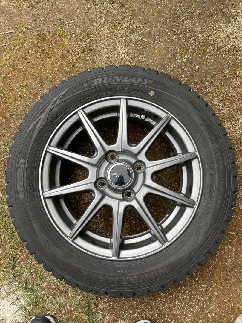 【送料込み】ダンロップWINTER MAXXホイール付き165/65R14