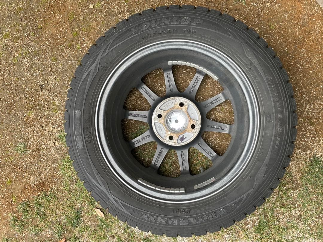 【送料込み】ダンロップWINTER MAXXホイール付き165/65R14