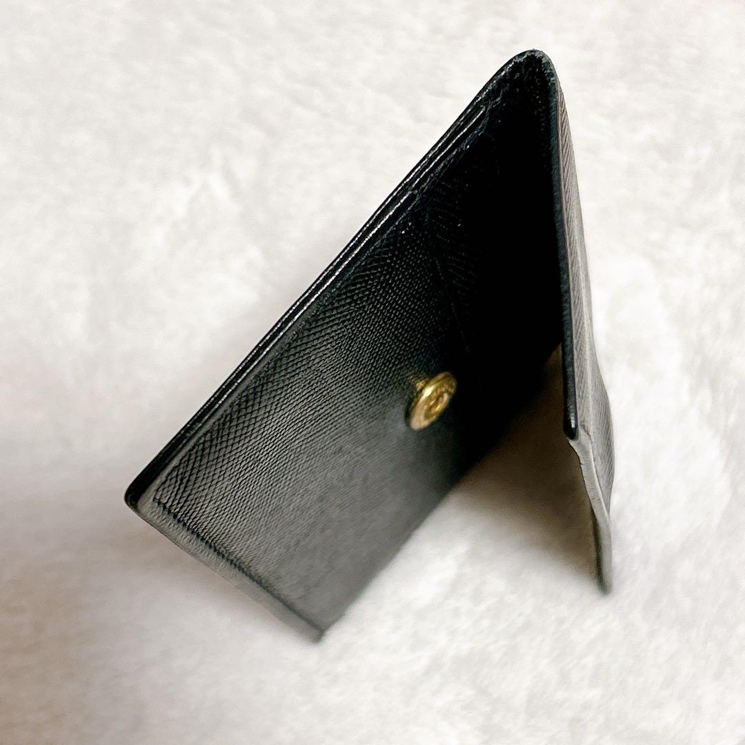 【極美品】PRADA プラダ　ブラック　レザー　カードケース　名刺入れ　イタリア