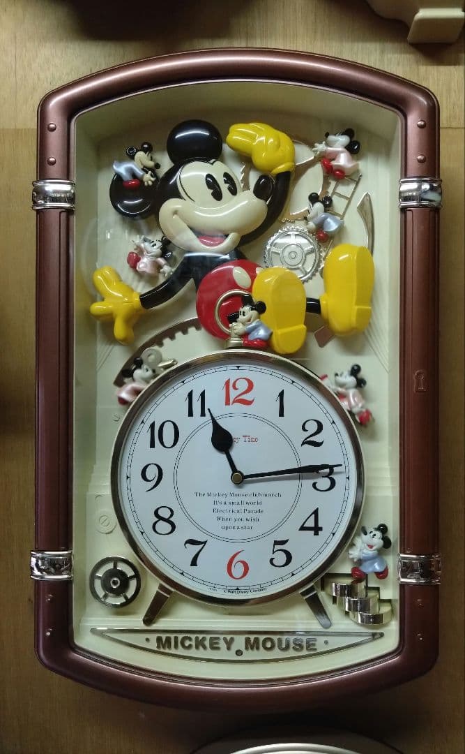 ミッキーマウス　からくり時計　掛時計　立体