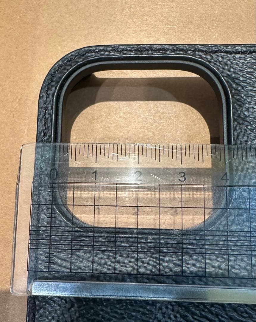 【極美品】COACH ブラックレザー手帳型iPhoneケース　6.7インチ