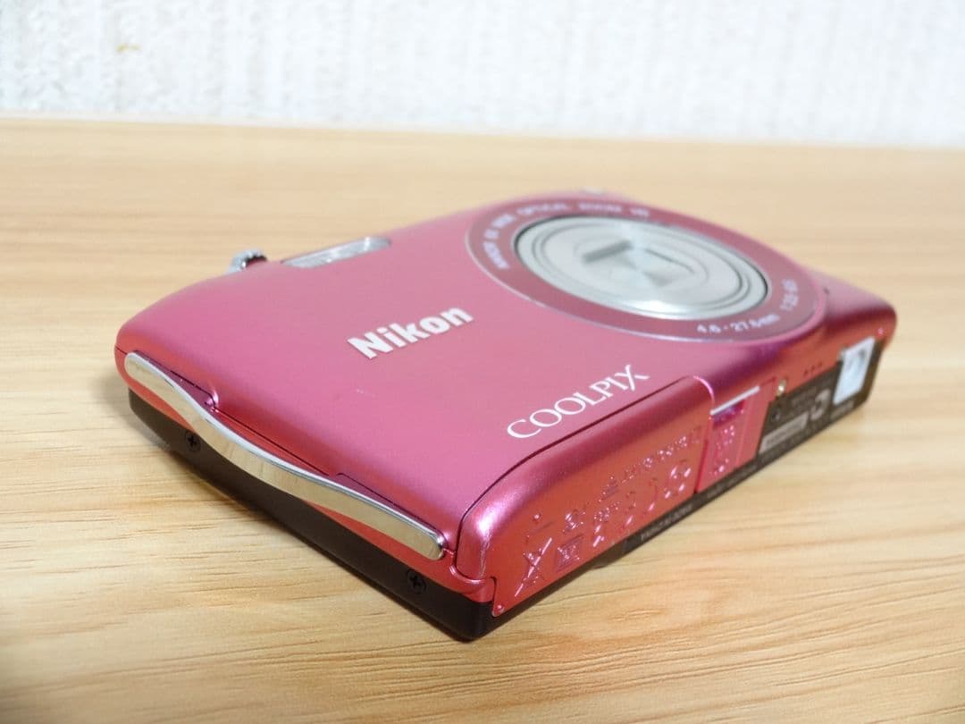 Nikon COOLPIX S3300 ストロベリーピンク