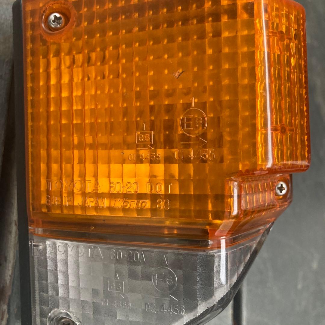 TOYOTA ウィンカーライト　ランドクルーザー70 純正　HZJ 77V