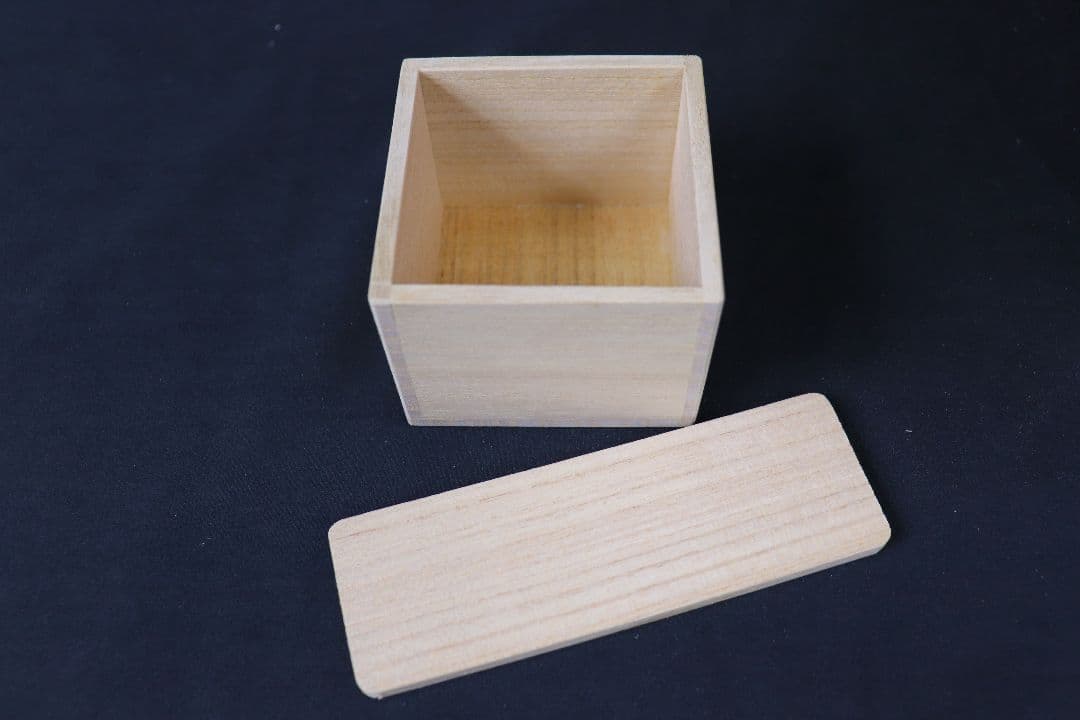 【新米の美味しさが長続き】最高峰　柿渋塗り　総桐米びつ