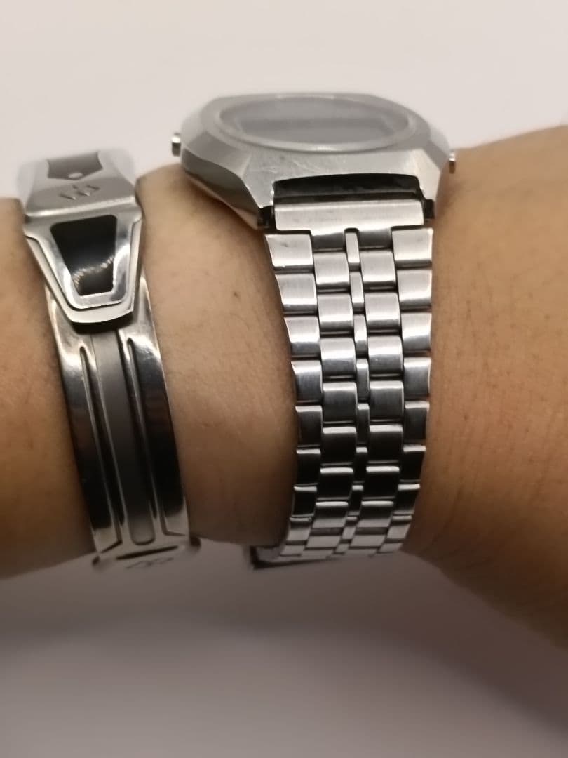 希少・日本製 CASIO 31QR-17 スクリューバック ヴィンテージ 稼働品