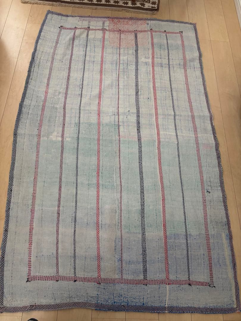 ヴィンテージ　ラリーキルト　ホワイトカンタ　刺繍　リバーシブル