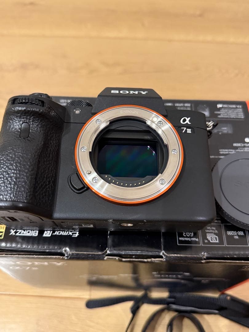 SONY α7 III ミラーレス一眼カメラ 本体