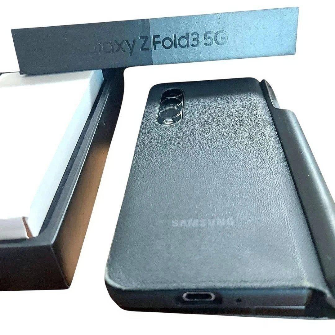 【未使用】Galaxy Z Fold3 5G スマホカバーケース付　SIMフリー