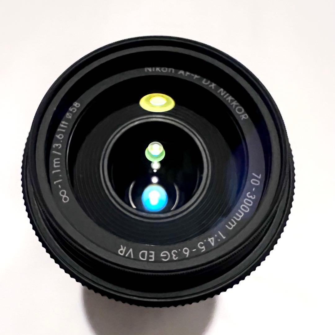 【未使用に近い】 D5600 ダブルズームキット 撮影280回 カメラバック付