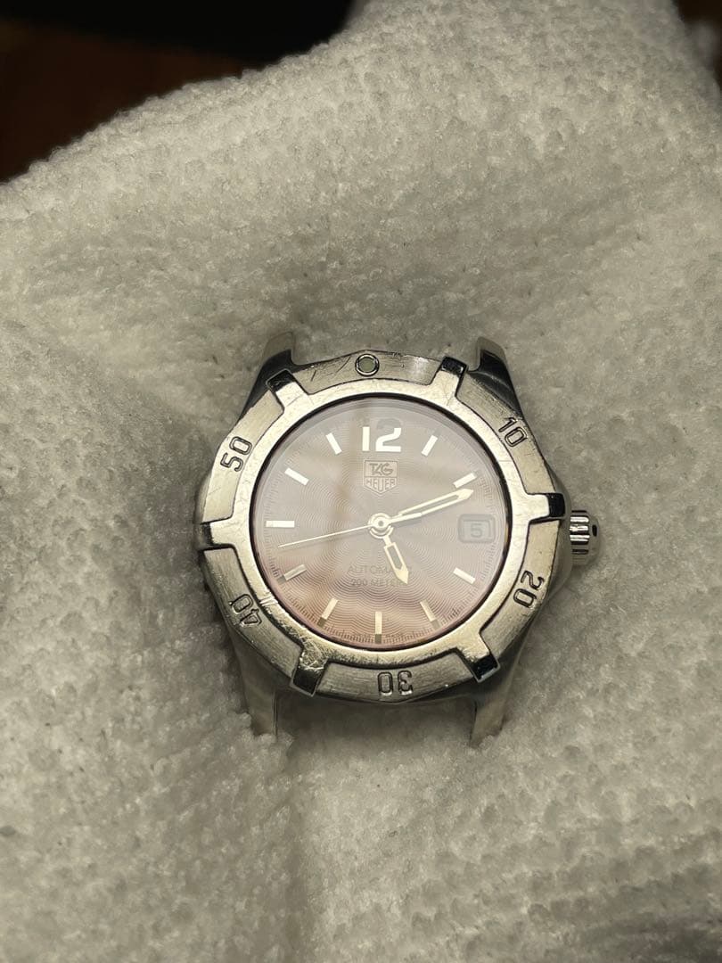 TAGHEUER クォーツじゃない！Diver's 200m ピンク自動巻　箱付