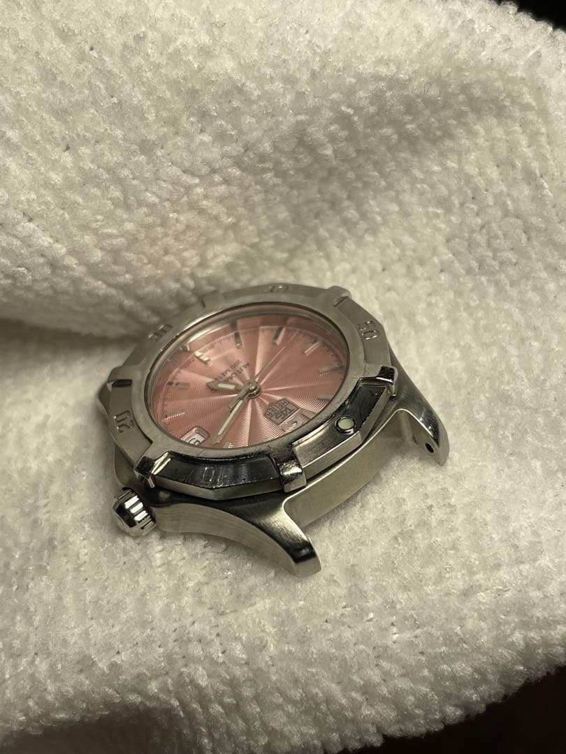 TAGHEUER クォーツじゃない！Diver's 200m ピンク自動巻　箱付