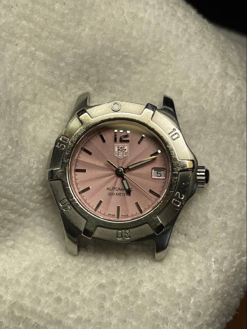 TAGHEUER クォーツじゃない！Diver's 200m ピンク自動巻　箱付