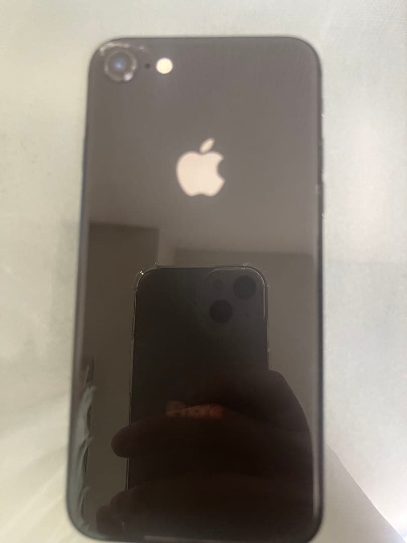 iPhone 8 64GB スペースグレイ　SIMロック解除済み