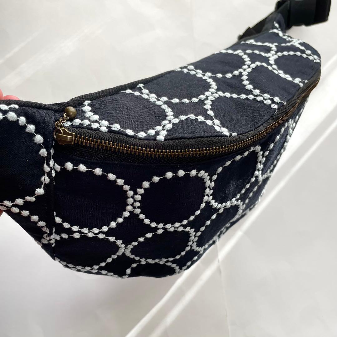 ミナペルホネン タンバリンnavy ハンドメイド ボディバッグ