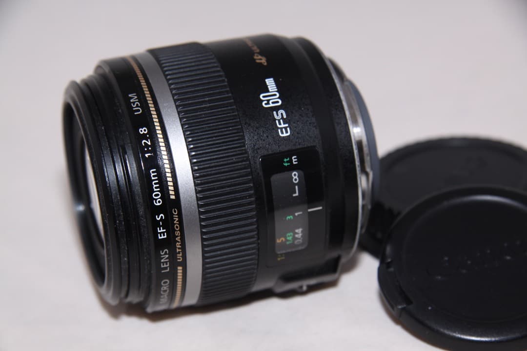 美品　Canon EF-S 60mm F2.8 USM MACRO