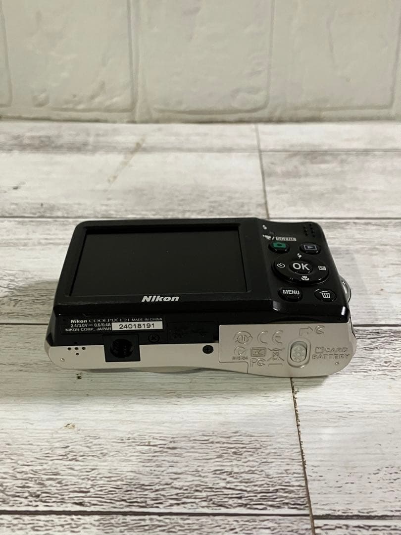 Nikon COOLPIXL21デジカメ