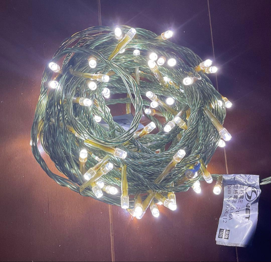 屋外可　LEDライト112球×4個+ コントローラー付きコンダプター