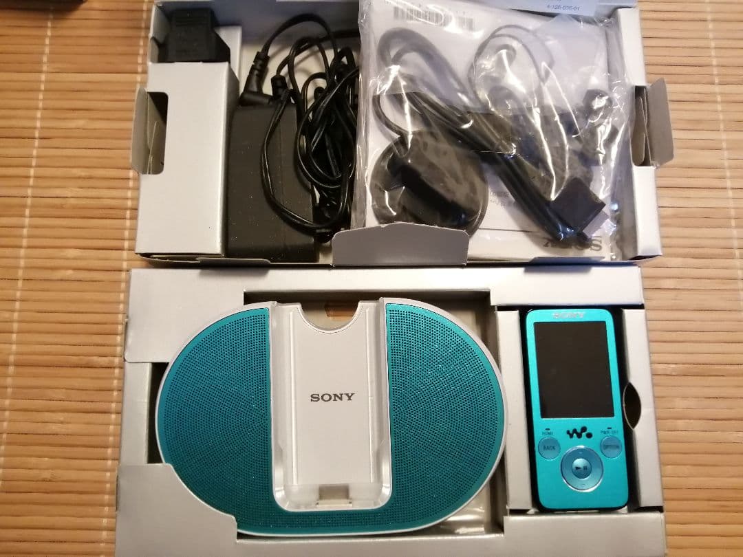 SONY NW-S686FK 4GB デジタルオーディオプレーヤー ブルー