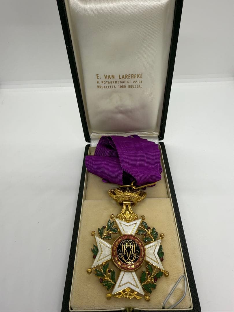 レオポルド勲章　コマンドゥール章　ベルギー　略章付 化粧箱入