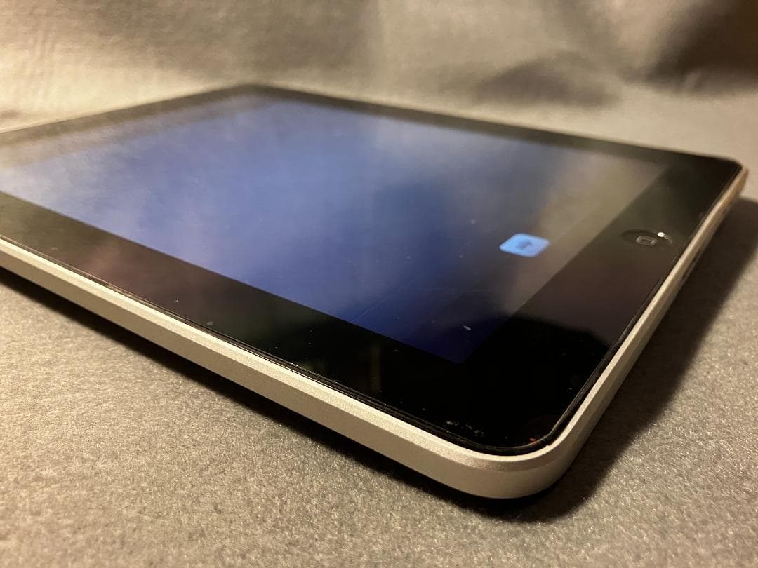 ★極美品 初代iPad 64GB (BUILT製カバー付き)★