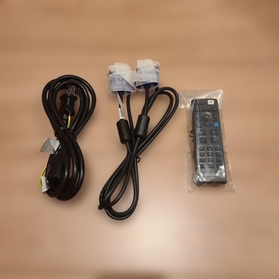 ✨新品未使用✨RICOH PJWX2440 プロジェクター ケース付き