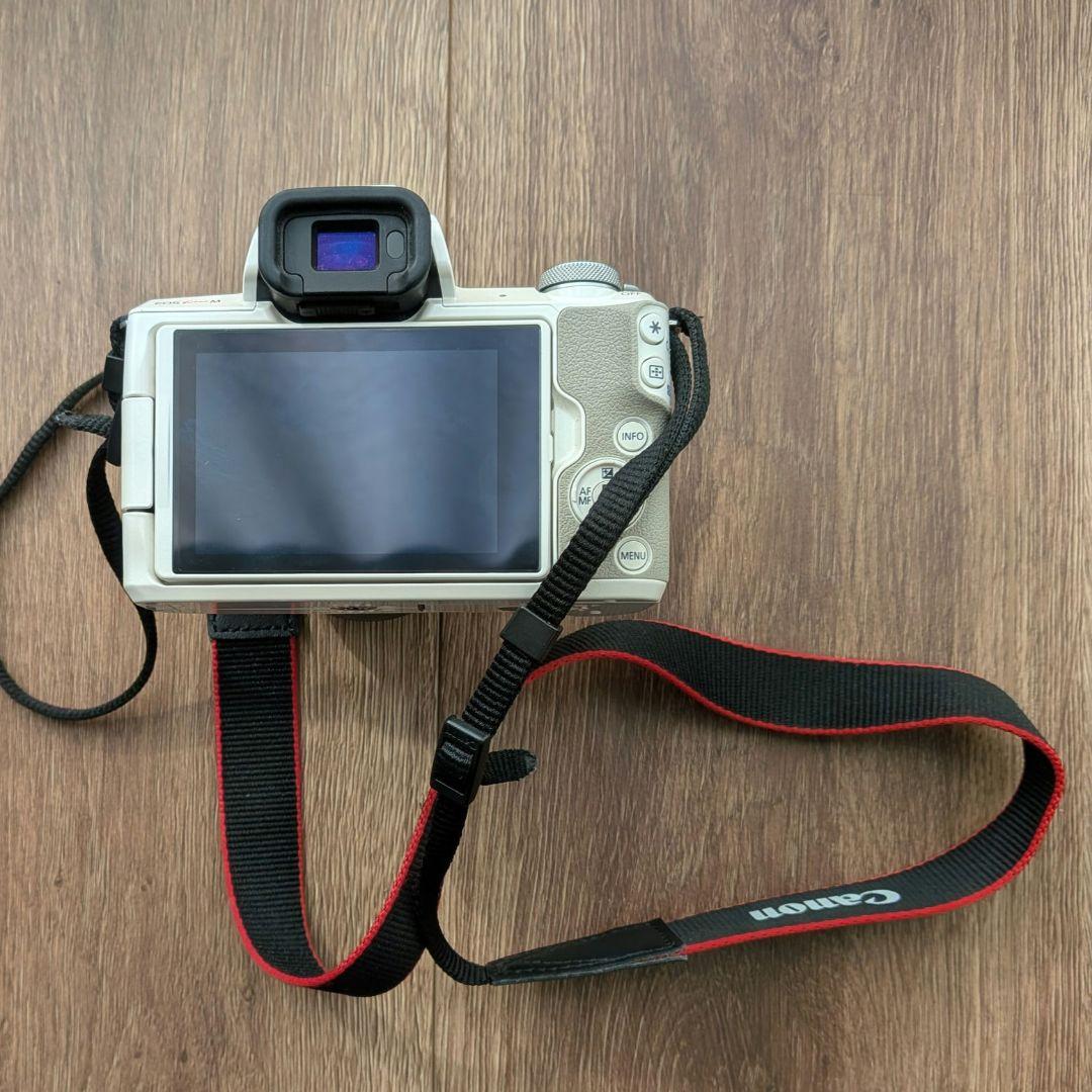 【ジャンク】Canon EOS Kiss M EF-M15-45 IS STM