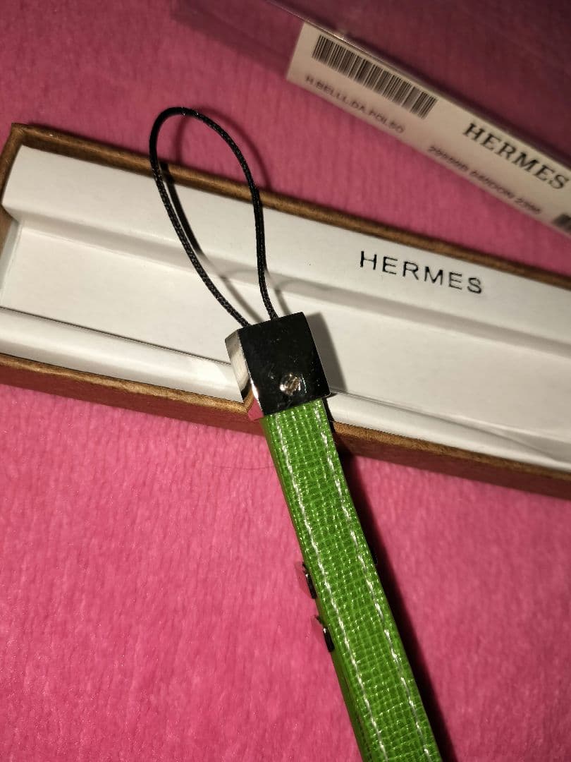 HERMES 緑 ストラップ 箱付き エルメス