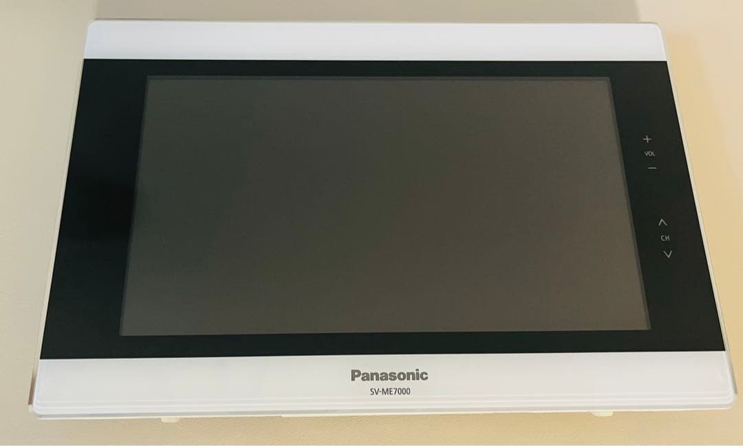 ポータブル地上デジタルテレビ　Panasonic ビエラ　SV-ME7000