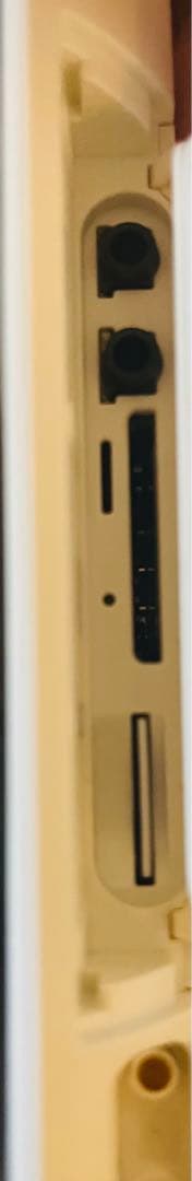 ポータブル地上デジタルテレビ　Panasonic ビエラ　SV-ME7000