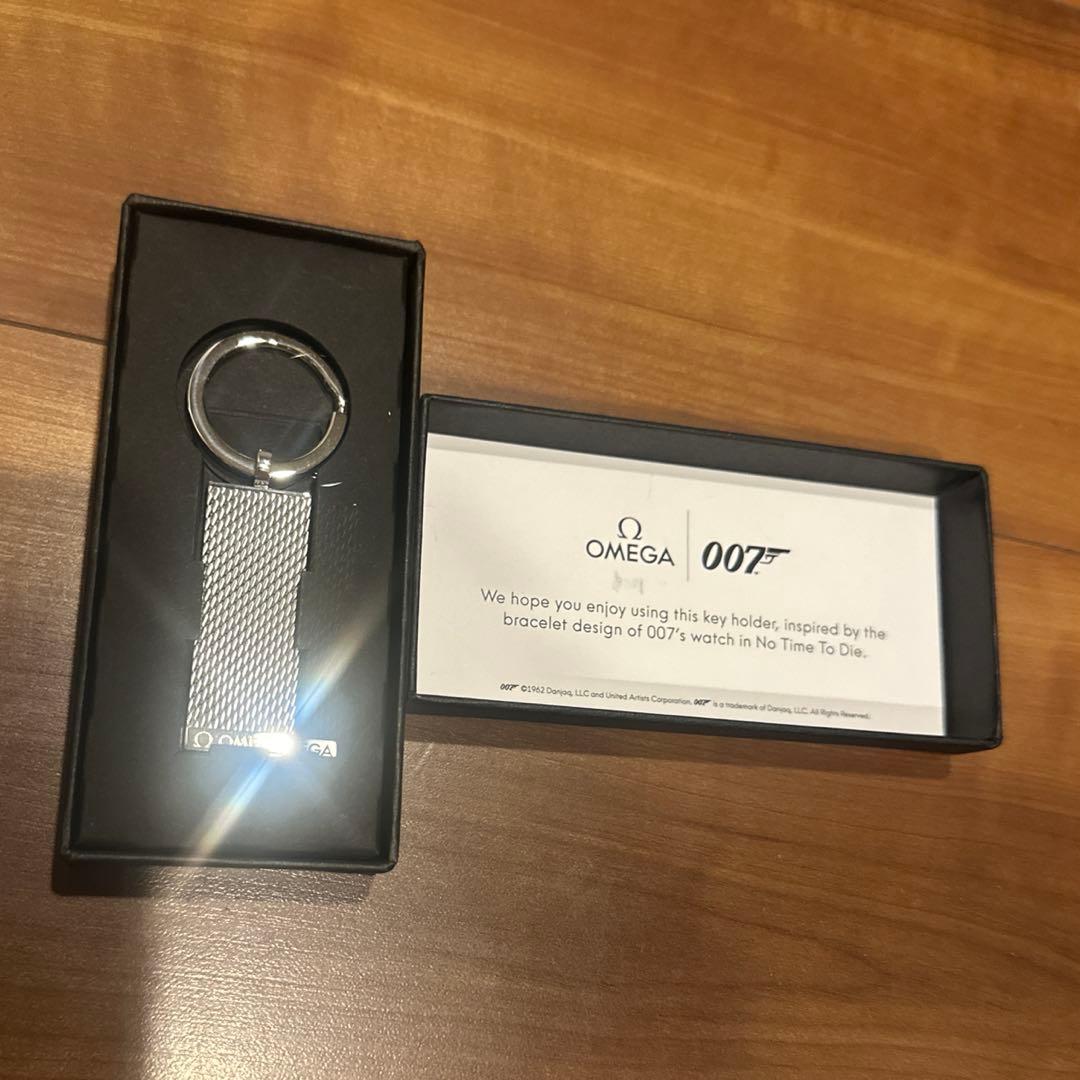 新品　 OMEGA 007 限定キーホルダーノベルティキー　 シルバー