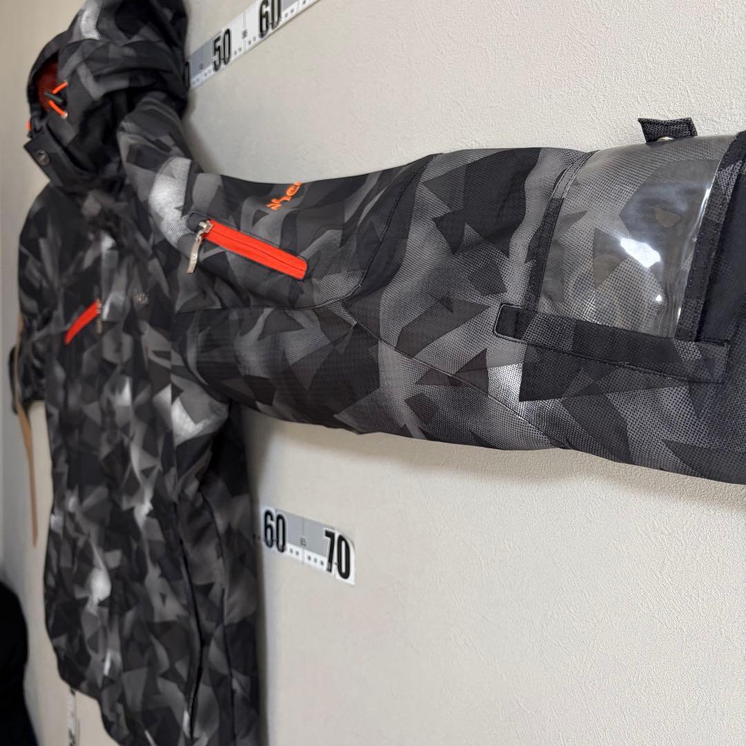 美品 Phenixフェニックス スキー スノボー ウェアー 雪山 L 上下セット
