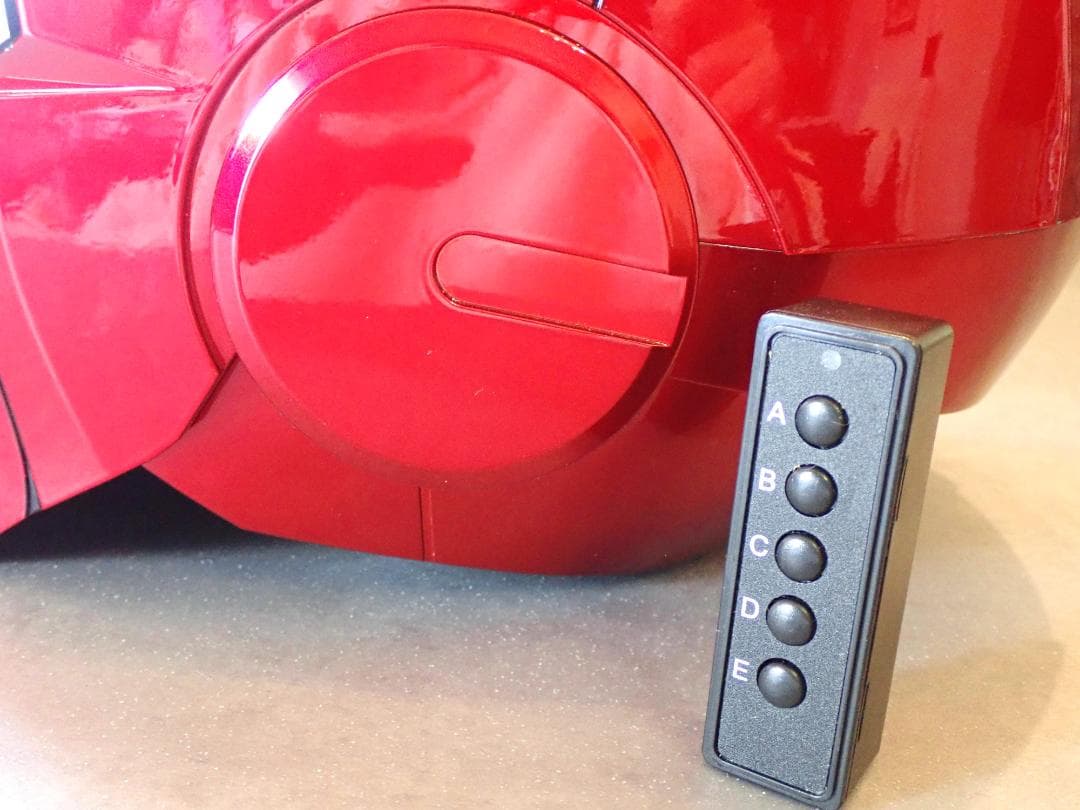 アイアンマン ヘルメット LED付き 自動開閉リモコン付属1：1