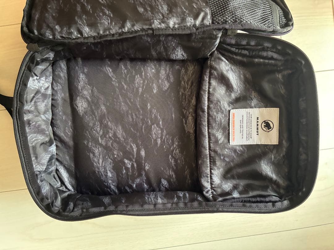 MAMMUT ビジネスバッグ　15L