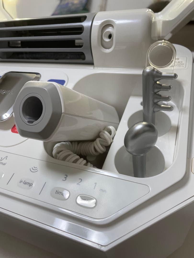 GOLD サキナ ルルシェ 美顔器 スチーマー LEDライト付き