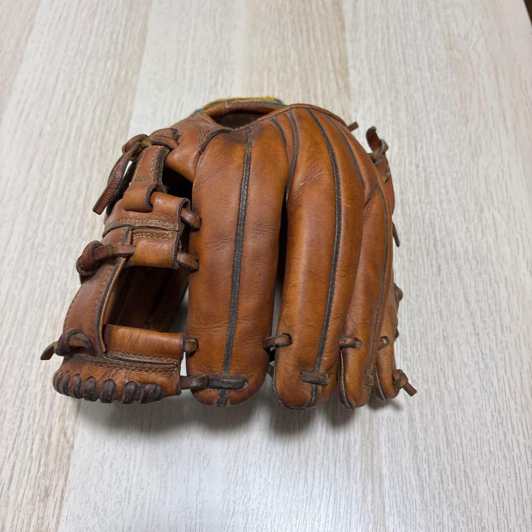 ドナイヤ硬式野球グローブ