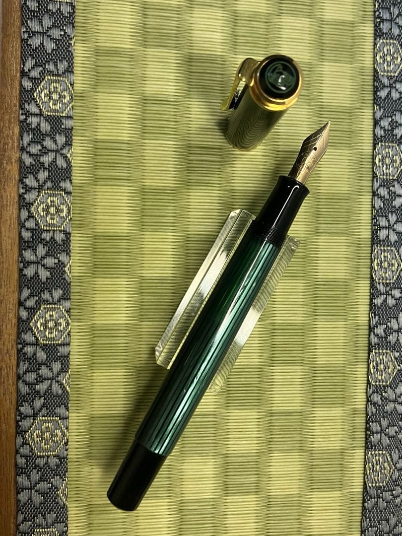 Pelikan M400(#500)　green-stripe 緑縞　F-nib