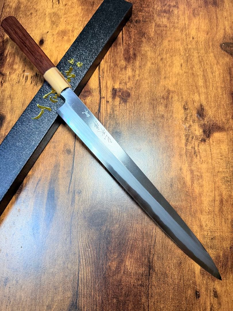 森本光一作　刺身 柳刃 青二鋼 紋鍛錬 尺一　紫檀白水牛八角柄