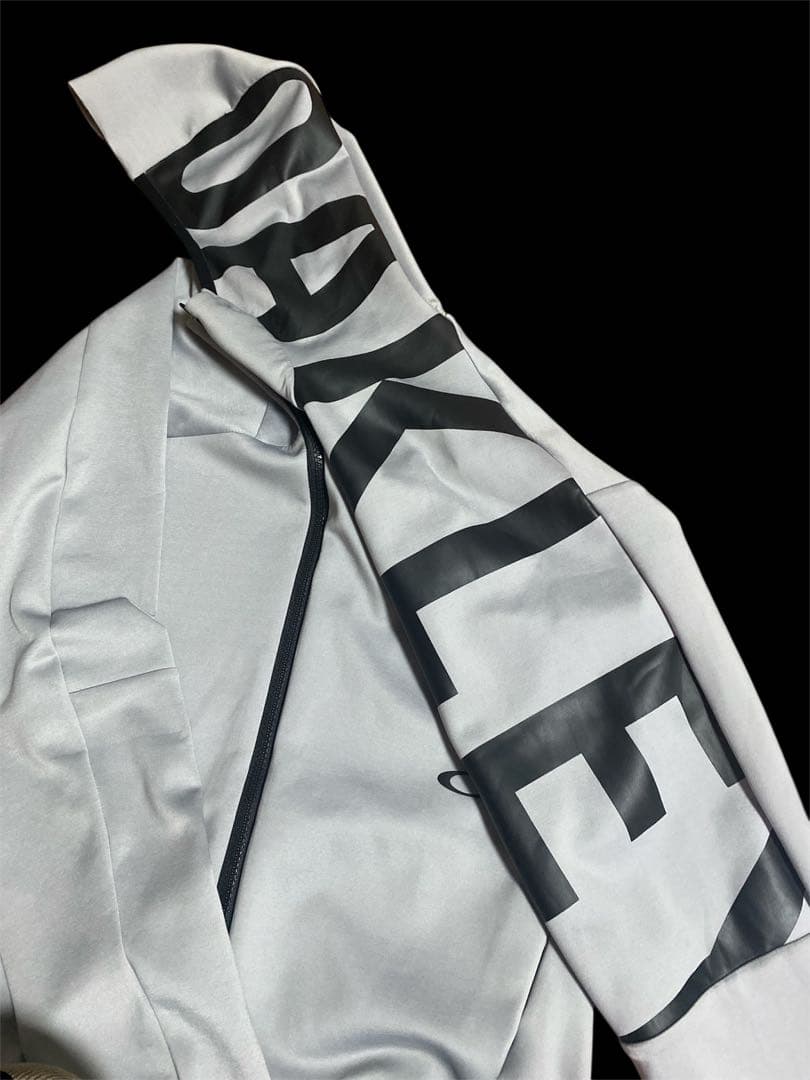 Oakley ナイロンジャケット・セットアップ グレー