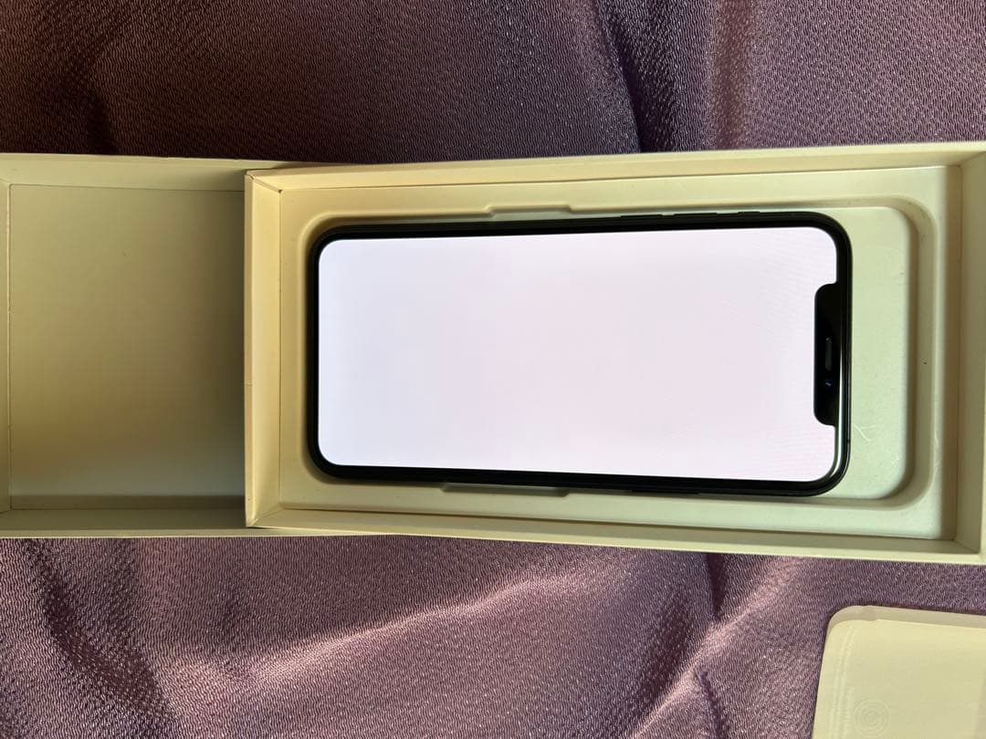 iPhone 11 pro 本体256gb 97% SIMフリー