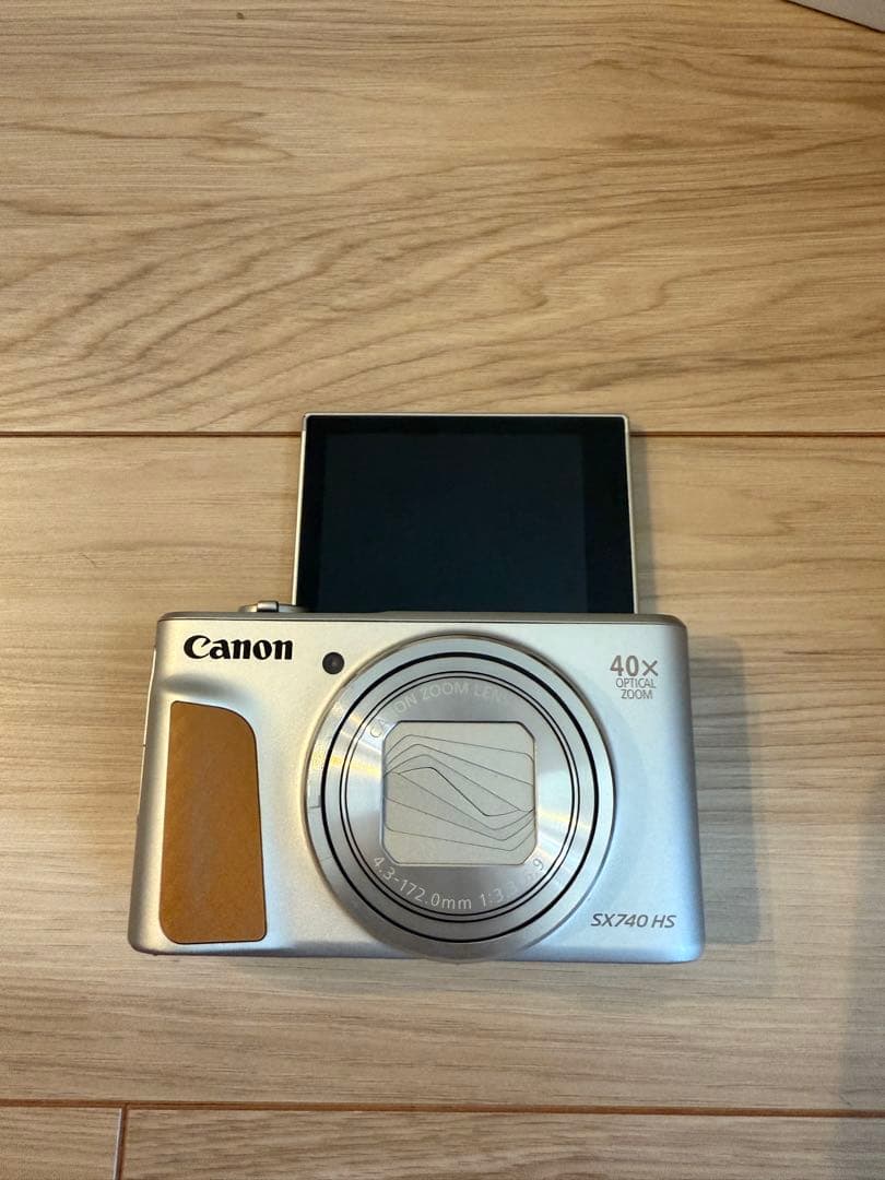 Canon SX740 HS シルバー