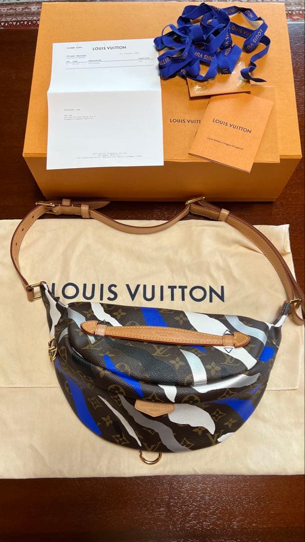 LOUIS VUITTON ボディバッグ・ウエストポーチ