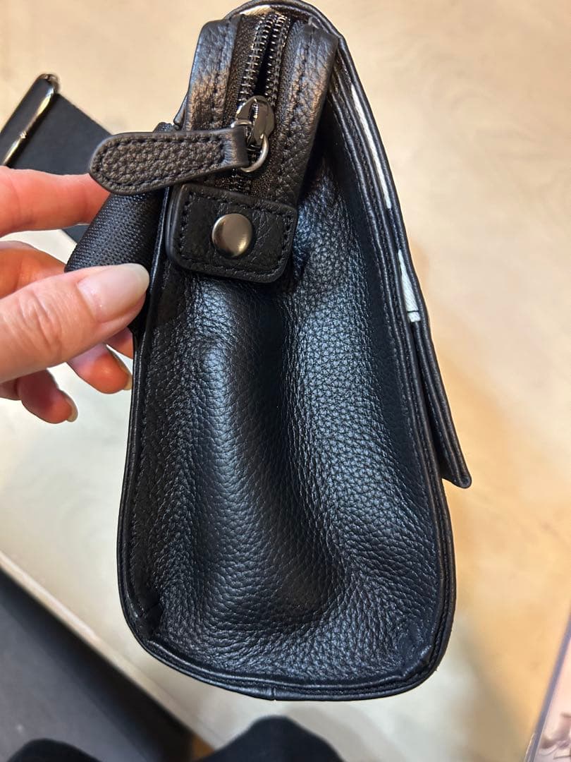 柄ワイドテープショルダーバッグ 本革/軽量470g/ボディバッグ