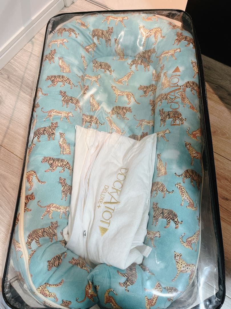 DOCKATOT deluxe+ ベビーベッド　替えカバー付