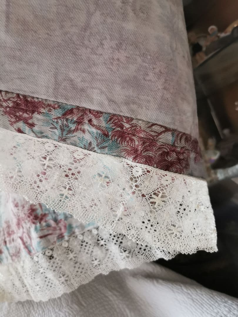 アンティークフランス 1880年トワルドジュイ鳥達の森 ボビンレース装飾カーテン